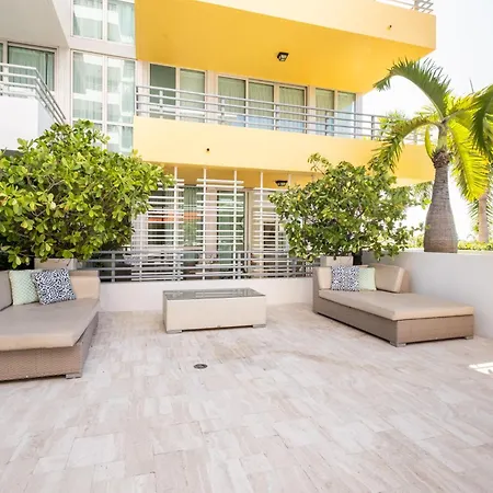 Hilton Bentley Miami South Beach-3