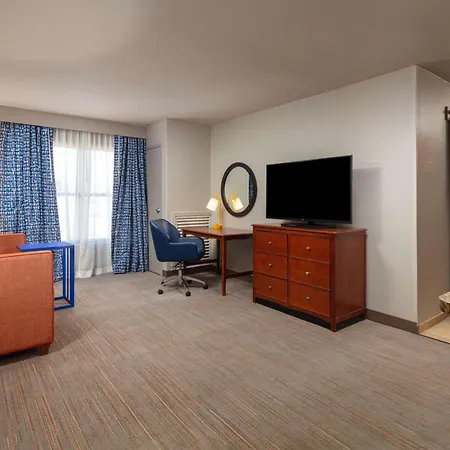 Hampton Inn & Suites El Paso-Airport-2