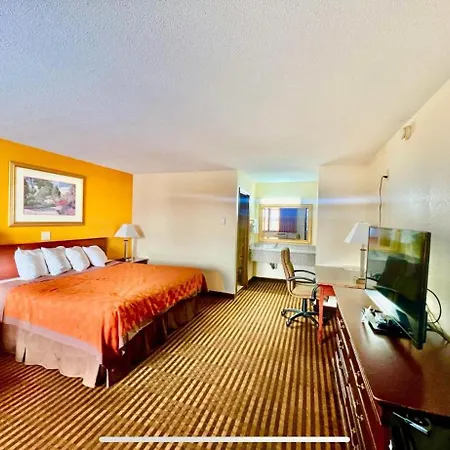 Scottish Inn & Suites - Eau Claire-3