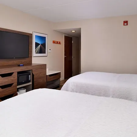 Hampton Inn Henderson-3