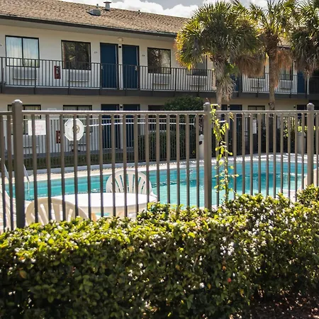 Motel 6-Ft. Pierce, Fl-2