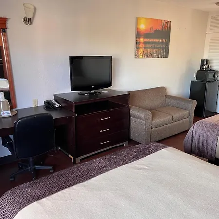 Budget Inn Of Okeechobee-3