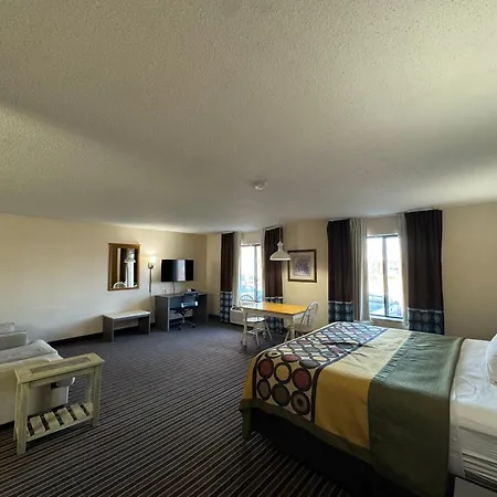 Super 8 By Wyndham Columbia Clark Lane-3