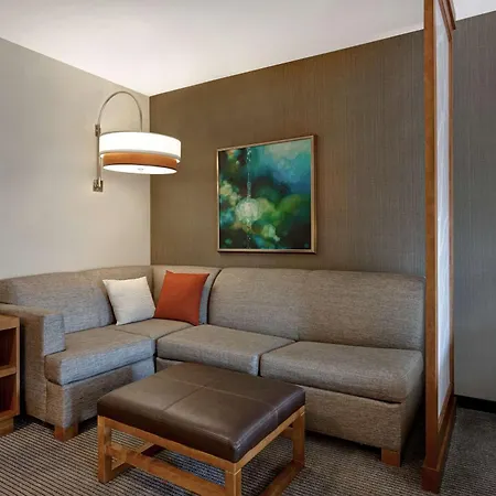 Hyatt Place Bloomington / Normal-3