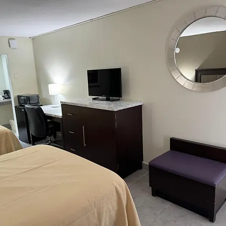 River Palm Hotel-2