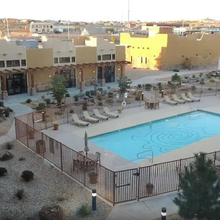 Moenkopi Legacy Inn & Suites-2