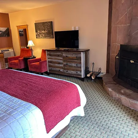 Silver Moon Inn-2