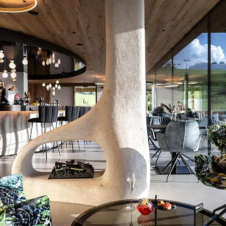 Hotel Santner Alpine Sport & Relax-3