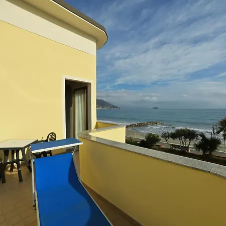 Hotel Delfino-2