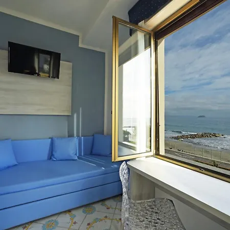 Hotel Delfino-3