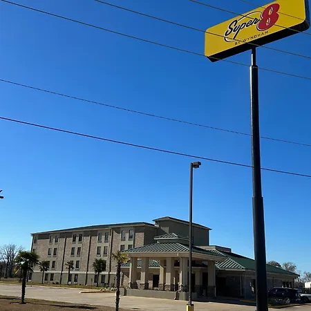 Super 8 By Wyndham Alexandria La-2