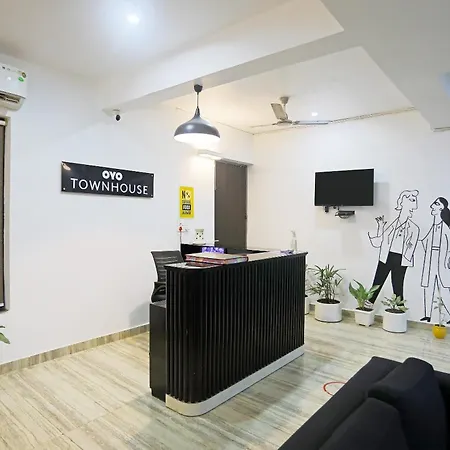 Hotel Townhouse Cloud Bay, Near Genpact, Sector-69, Gurgaon-2