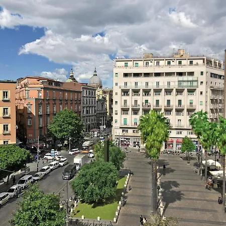 Piazza Carità-2