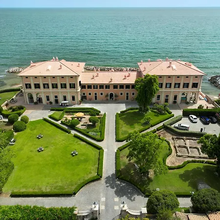 La Posta Vecchia Hotel-3