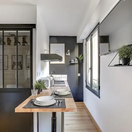 Suites indépendantes toutes équipées Leopold ou Carnot-3