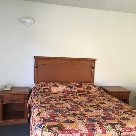 Golden Hills Motel-3