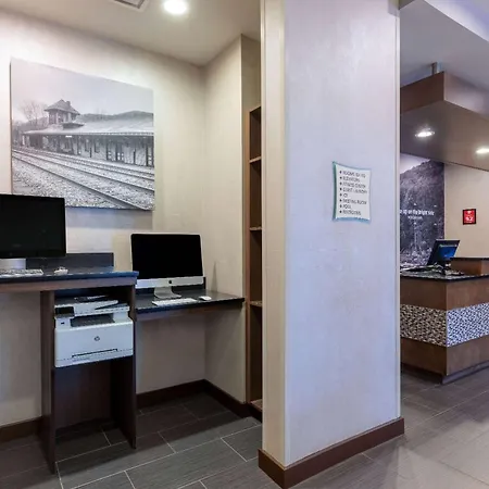 La Quinta By Wyndham Morgantown-3
