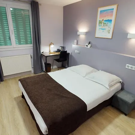 Logis Auberge Saint Simond-3