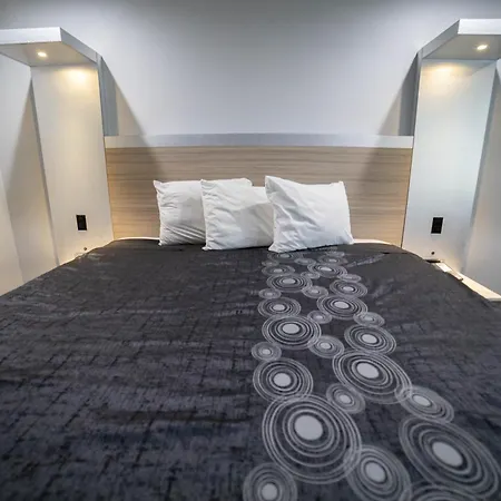 Travelodge By Wyndham Whittier-2
