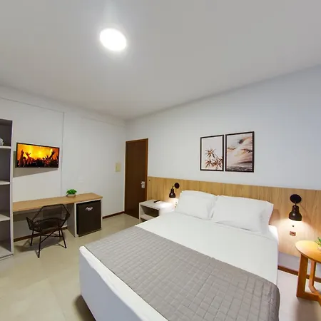 Flipper Hotel-3