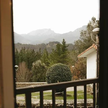 Hotel Garaiko Landetxea-3