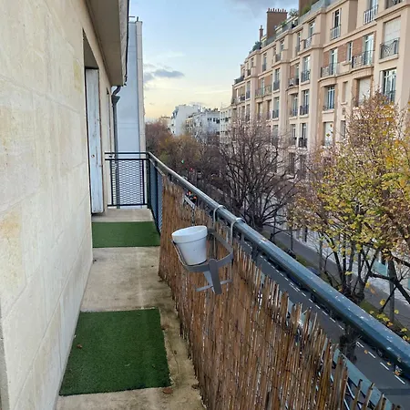 Neuilly-sur-Seine calme et lumineux. B&B. 3 chambres-2