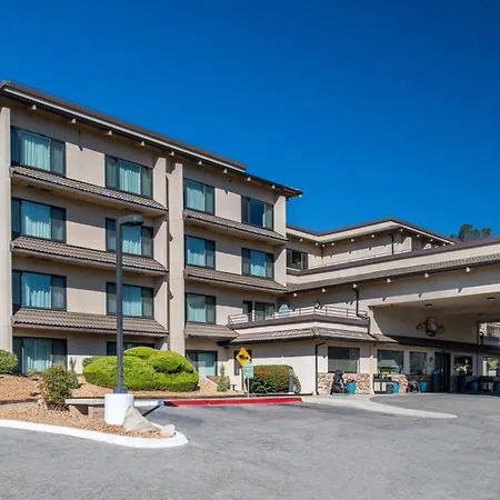 Yosemite Southgate Hotel & Suites-3