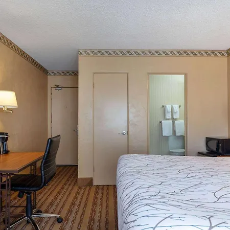 Travelodge By Wyndham Seattle By The Space Needle-2