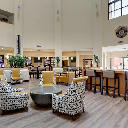 Drury Inn & Suites Phoenix Airport-3