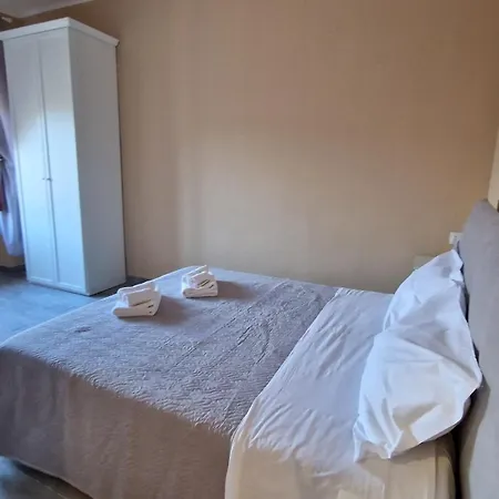 Terry'S House-2