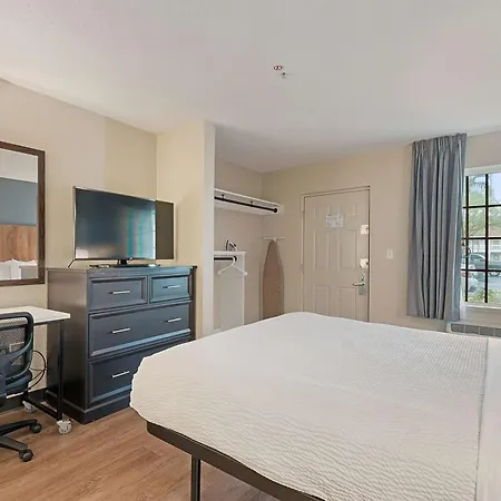 Extended Stay America Suites - Miami - Airport - Blue Lagoon-2