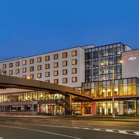 Vienna House Easy By Wyndham Pilsen-2