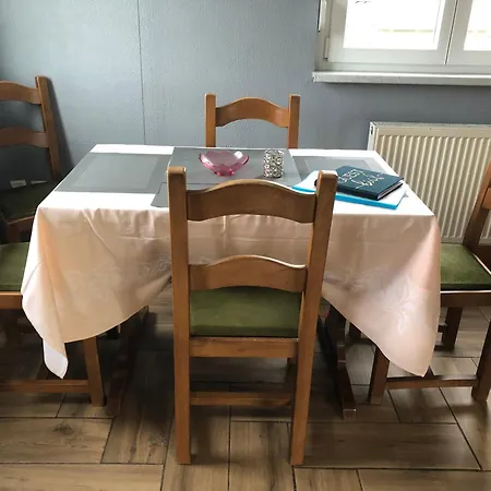 Maison D'Hotes Au Pied Du Chateau-2