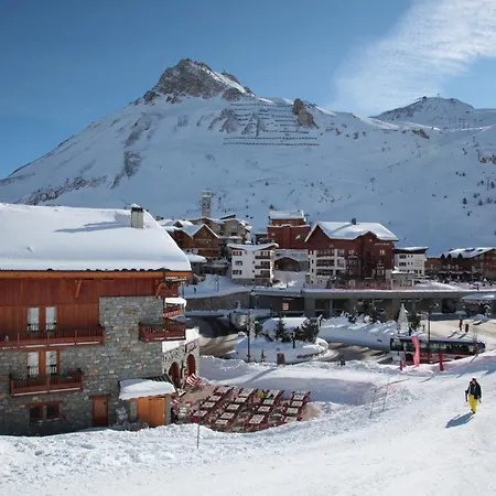 Residences Village Montana By Les Etincelles-2
