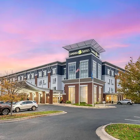 Cambria Hotel Minneapolis Maple Grove-3