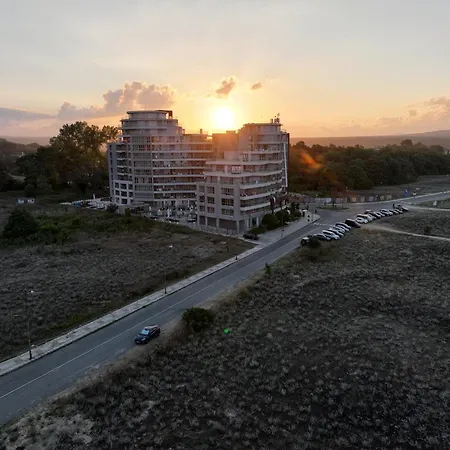 Allure Beach Resort Aparthotel-3