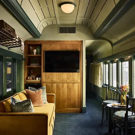 The Hotel Chalet At The Choo Choo-2