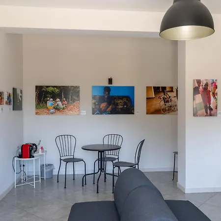 Click Art & Room-3