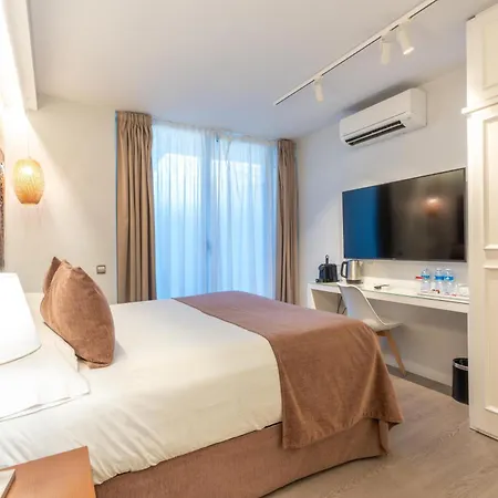 Serennia Fira Gran Via Exclusive Rooms-3