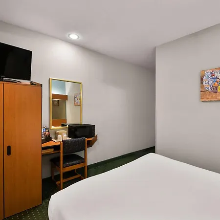 Econo Lodge Inn & Suites Mesquite - Dallas East-2