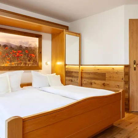 Hotel Sauerländer Hof-3