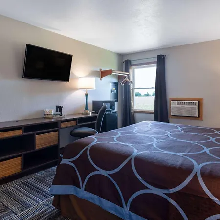 Super 8 By Wyndham Mattoon-2