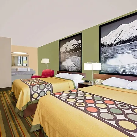 Super 8 By Wyndham Denver Central-3