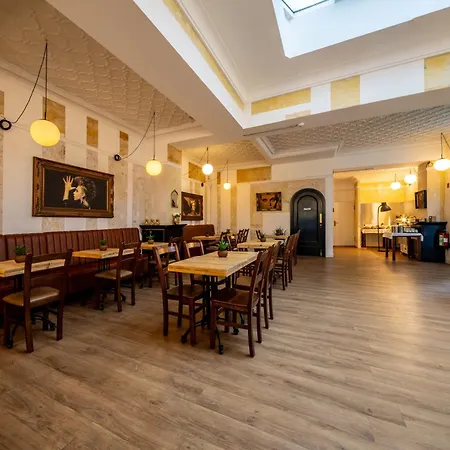 Hotel Bristol-3