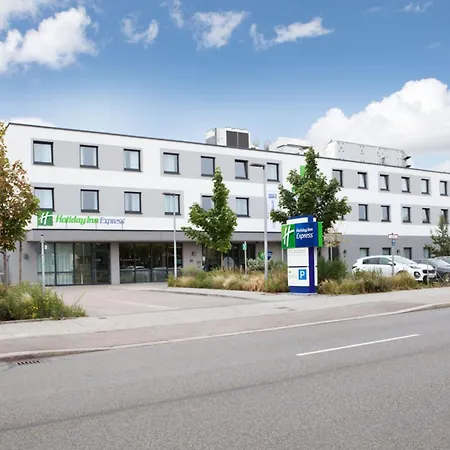Holiday Inn Express Munich - Olympiapark By Ihg-2