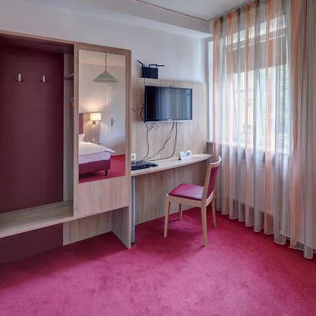 Hotel Leander-3