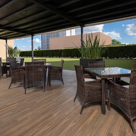 Courtyard By Marriott San Luis Potosi-3