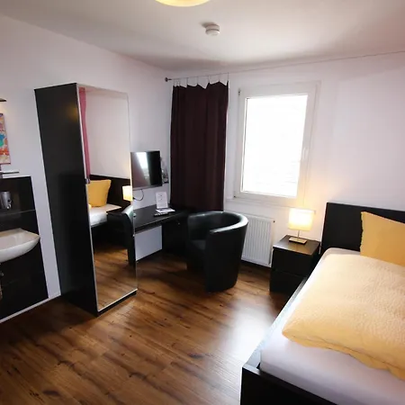 Stadthotel Kleiner Berg-3
