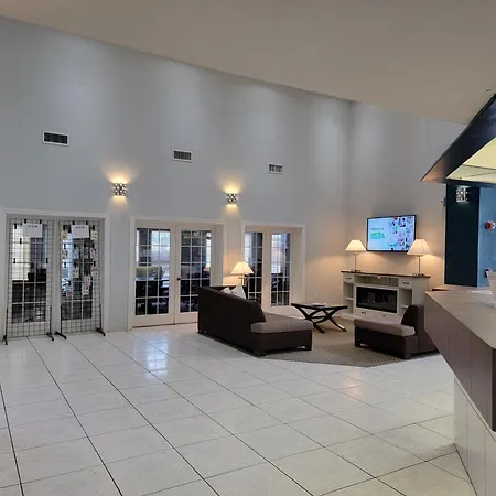 Extend-A-Suites - Extended Stay, I-40 Amarillo West-3