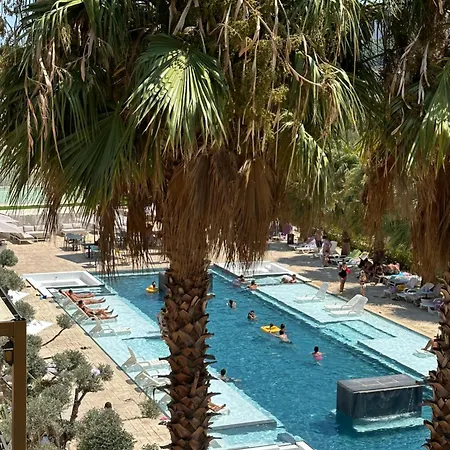 Resort Al Balhara Suites & Spa-2